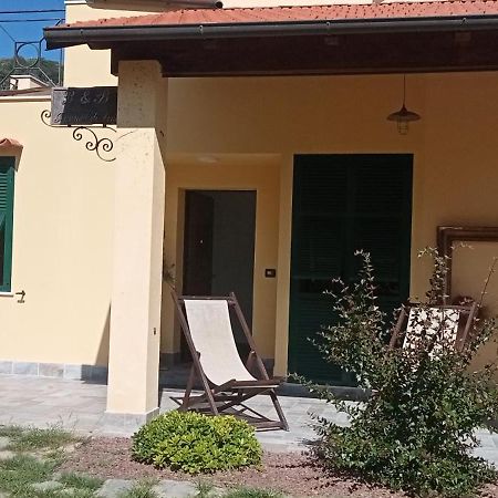 I Campi Di Lino Bed & Breakfast Finale Ligure Eksteriør bilde